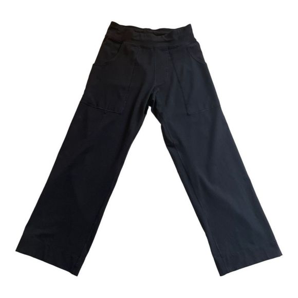 Lululemon women’s black warm
wide leg pants Size S - Picture 2 of 3
